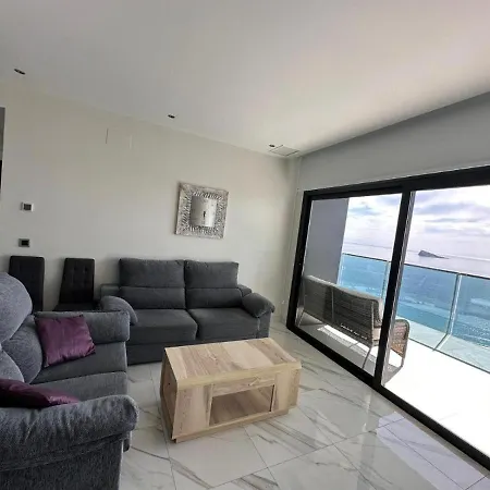 Sunset Drive 73 Apartment *