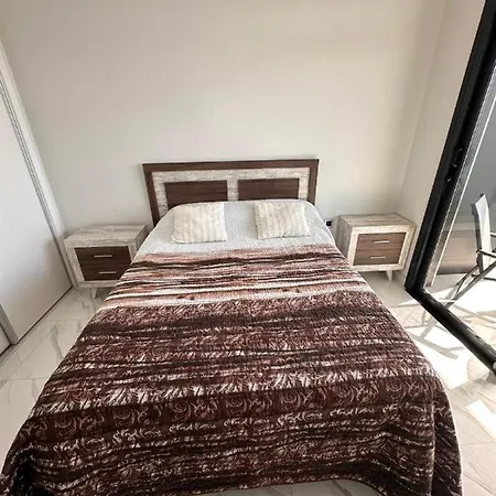 Sunset Drive 73 شقة بينايدورم